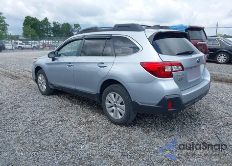2019 Subaru Outback 2.5I Premium из США, поврежденный, VIN 4S4BSAFC7K3319080